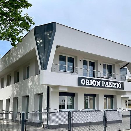 Bed and Breakfast Orion Panzio Hajdúszoboszló Esterno foto