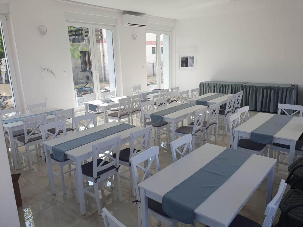 Bed and Breakfast Orion Panzio Hajdúszoboszló Esterno foto