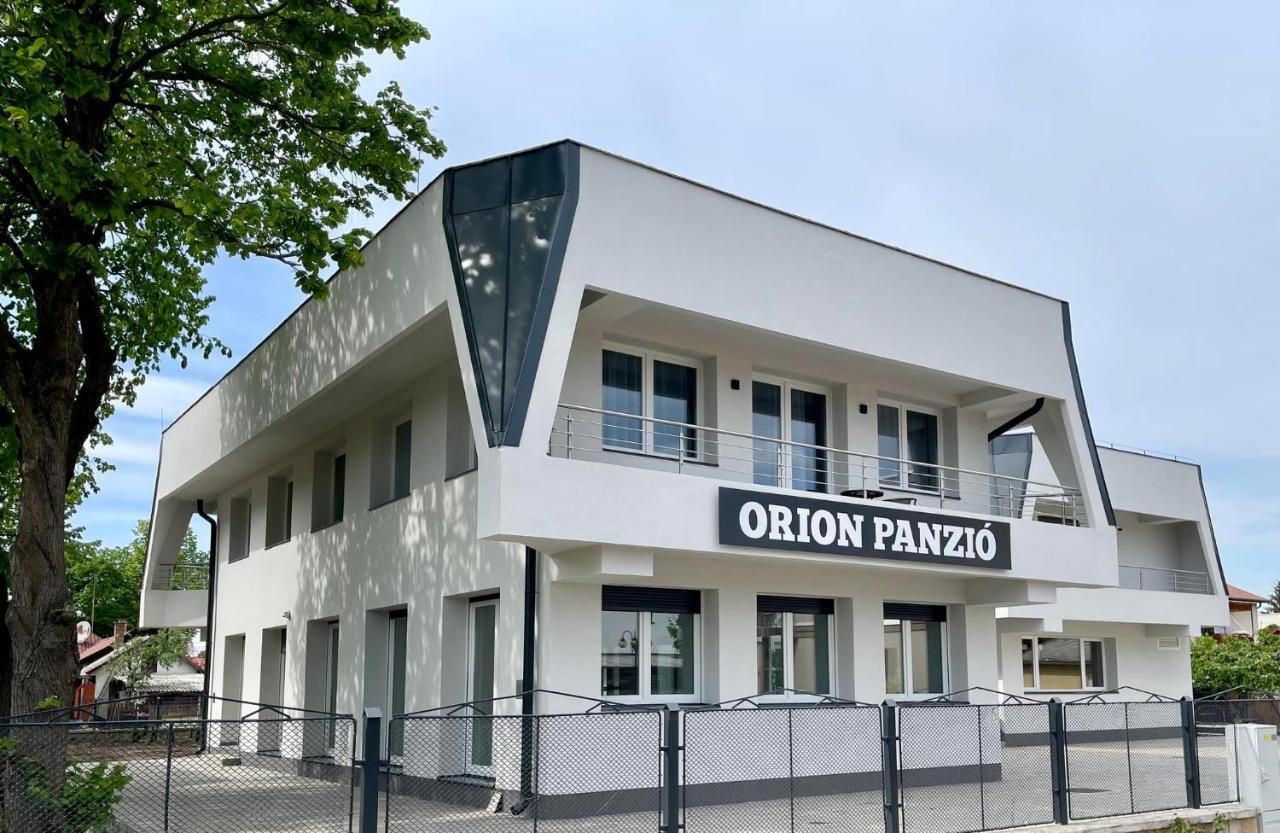 Bed and Breakfast Orion Panzio Hajdúszoboszló Esterno foto